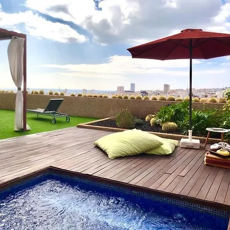 Precioso En Cruz Con Piscina *